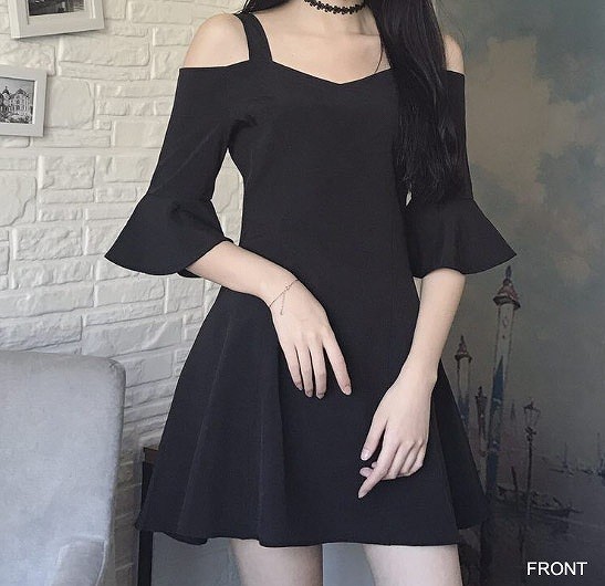 レディース　オールインワン　サロペット　ワンピース　フレアスカート　ミニスカート　トランペットスリーブ　5分袖　フェミニン　キュート　可愛い　おしゃれ　セクシー　シンプル　ブラック　無地　送料無料