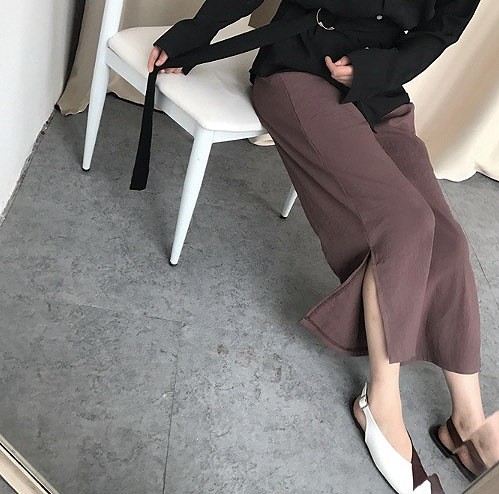 レディース　ボトムス　ワイドパンツ　ガウチョパンツ　無地　スリット　ポケット付　カジュアル　フェミニン　シンプル　通勤　OL　普段着　お出かけ　デート　ブラック　ブラウン　送料無料