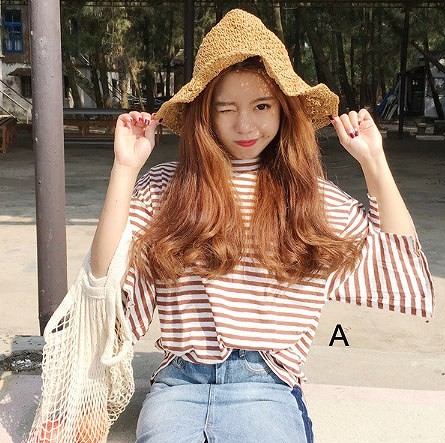 レディース　トップス　Tシャツ　ボーダー　ストライプ　カットソー　ラッパ袖　ラウンドネック　5分袖　綿　コットン　シンプル　ゆったり　カジュアル　大人可愛い　フェミニン　おしゃれ　デート　お出かけ　普段着　送料無料