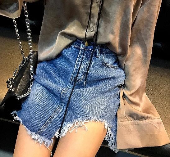 レディース　スカート　デニム　膝上　アシンメトリー　フレイドヘム　切りっぱなし　カットオフ　カジュアル　フェミニン　キュート　可愛い　おしゃれ　セクシー　送料無料