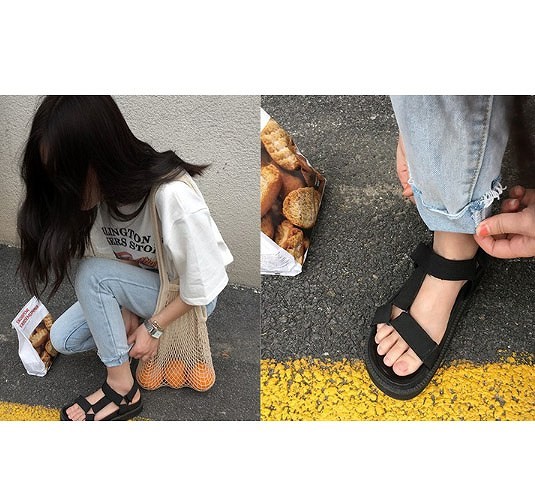 レディース　ボトムス　ジーンズ　デニム　フレイドヘム　切りっぱなし　カットオフ　　ダメージ　クラッシュデニム　無地　カジュアル　フェミニン　リゾート　普段着　デイリー　お出かけ　ライトブルー　送料無料