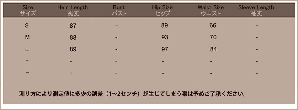 レディース　ボトムス　ジーンズ　デニム　フレイドヘム　切りっぱなし　カットオフ　　ダメージ　クラッシュデニム　無地　カジュアル　フェミニン　リゾート　普段着　デイリー　お出かけ　ライトブルー　送料無料