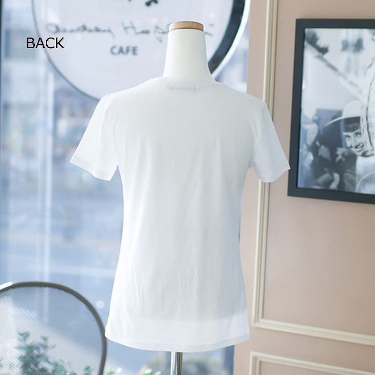 レディース　刺繍　ワンポイント　Tシャツ　ラウンドネック　半袖　トップス　人気　春物　夏物　女性　大人　カジュアル　キュート　可愛い　おしゃれ　きれいめ　ファッション　ホワイト　白　S　M　L　XL　サイズ　送料無料