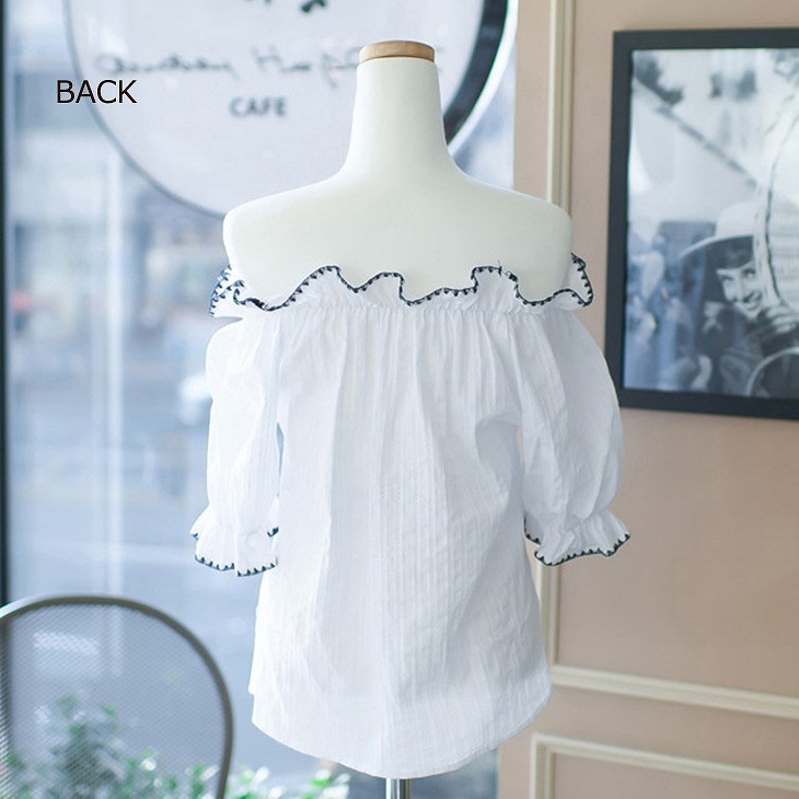 レディース　花柄　刺繍　オフショルダー　フレア　半袖　フレアスリーブ　5部袖　トップス　人気　春物　夏物　女性　大人　カジュアル　可愛い　きれいめ　キュート　上品　おしゃれ　ファッション　ホワイト　白　S　M　L　XL　サイズ　送料無料