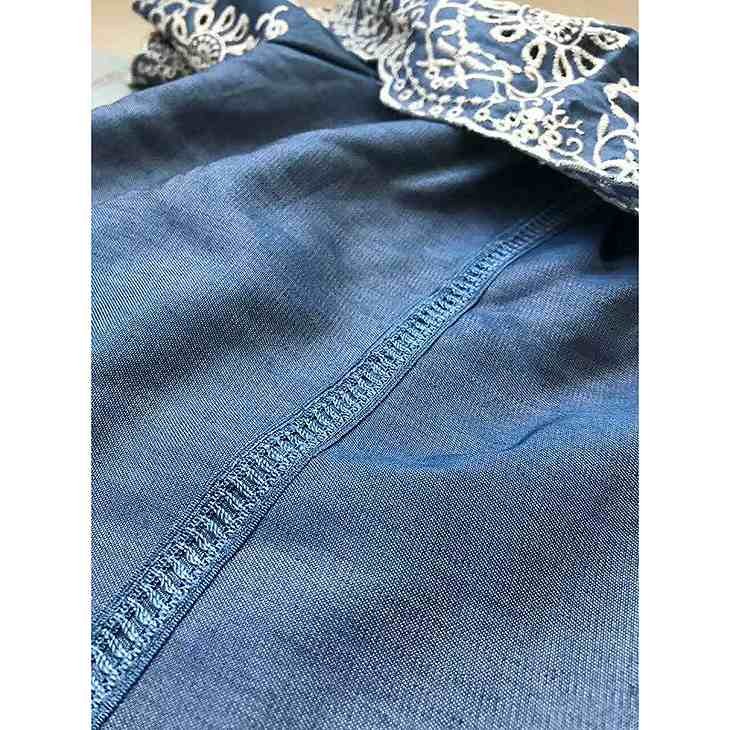 レディース　デニム　刺繍　花柄　オフショルダー　ブラウス　フレア　半袖　シャツ　5分袖　人気　春物　夏物　女性　大人　カジュアル　フェミニン　セクシー　エレガント　おしゃれ　お出かけ　ファッション　フリーサイズ　ワンサイズ　送料無料