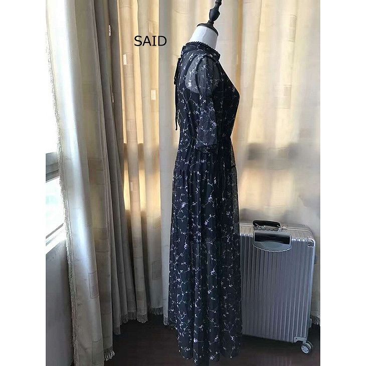 レディース　花柄　透け感　ワンピース　フレアスリーブ　ロング丈　トップス　ボトムス　人気　春物　夏物　女性　大人　カジュアル　可愛い　フェミニン　きれいめ　エレガント　清楚　上品　おしゃれ　ファッション　ブラック　S　M　サイズ　送料無料