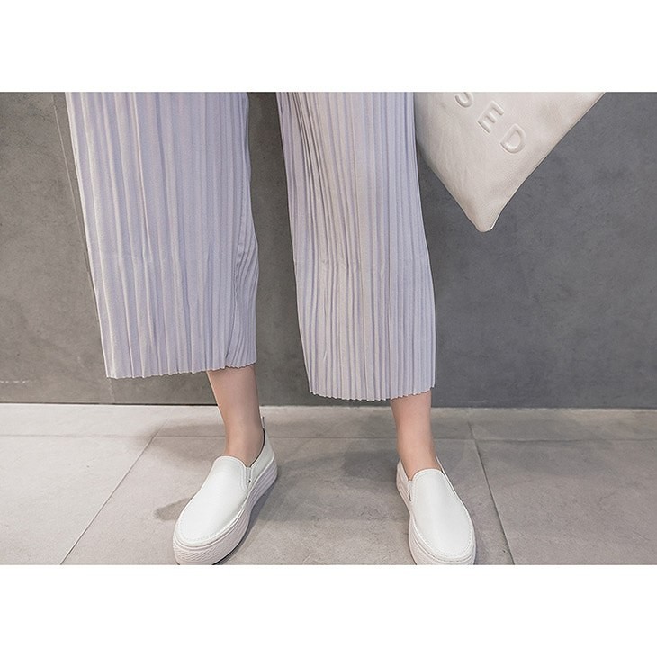 レディース　シフォン　プリーツ　ワイドレッグパンツ　クロップド　半端丈　7分丈　ボトムス　人気　春物　夏物　女性　大人　カジュアル　可愛い　フェミニン　エレガント　おしゃれ　ファッション　グレー　ブラック　ピンク　S　M　L　XL　サイズ　送料無料