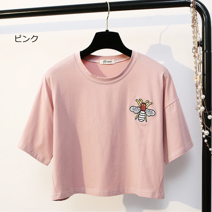レディース　半袖　ショート丈　Tシャツ　クルーネック　トップス　人気　春物　夏物　女性　大人　カジュアル　キュート　可愛い　フェミニン　おしゃれ　ファッション　ピンク　ブルー　ホワイト　イエロー　ブラック　フリーサイズ　ワンサイズ　送料無料