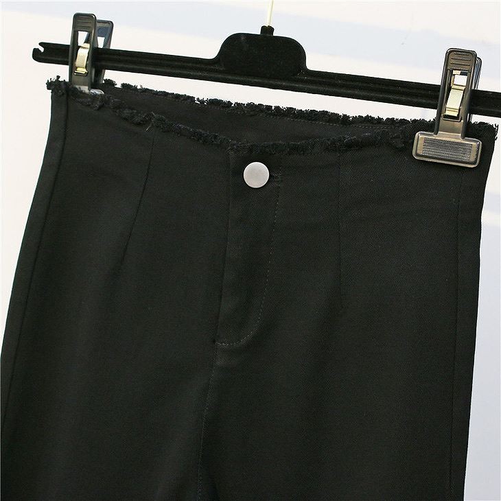 レディース　ブーツカット　フレア　切りっぱなし　ストレッチ　スリム　細身　ボトムス　春物　夏物　女性　大人　カジュアル　可愛い　フェミニン　おしゃれ　ファッション　ホワイト　ブラック　Ｓ　Ｍ　Ｌ　サイズ　送料無料