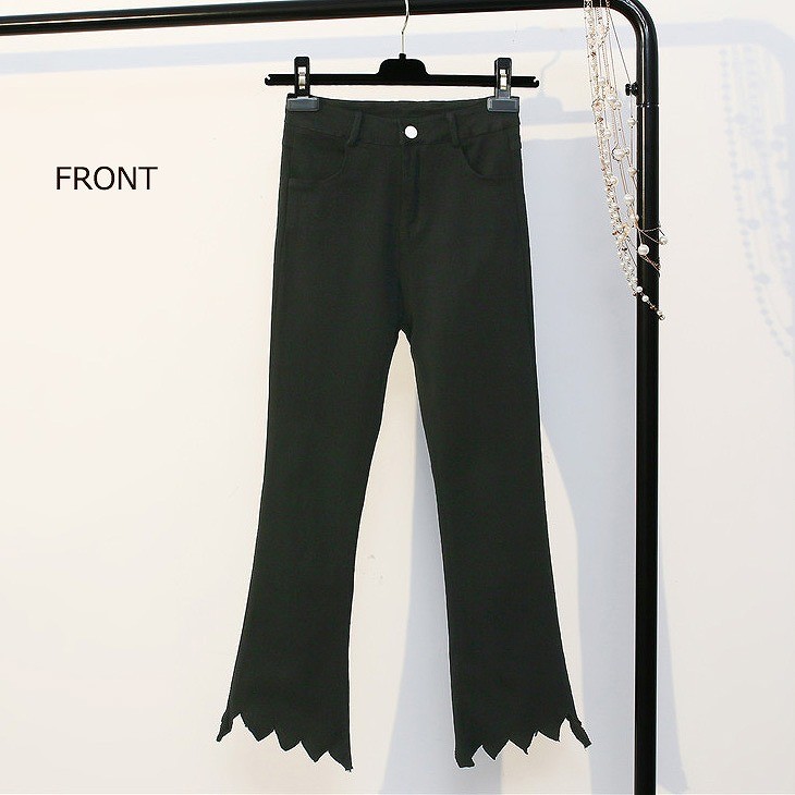 レディース　ブーツカット　フレア　クロップド　切りっぱなし　スリム　細身　ボトムス　春物　夏物　女性　大人　カジュアル　可愛い　フェミニン　おしゃれ　ファッション　美脚　脚長　美シルエット　ブラック　Ｓ　Ｍ　Ｌ　サイズ　送料無料