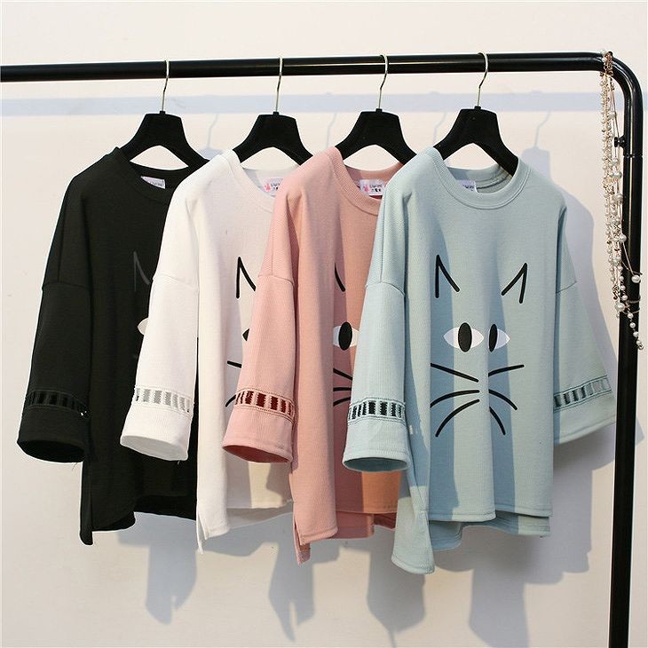 レディース　トップス　Tシャツ　カットソー　ラウンドネック　半袖　5分袖　ネコ　ねこシンプル　プリント　ゆったり　カジュアル　大人可愛い　フェミニン　デート　お出かけ　普段着　ホワイト　ブラック　ピンク　ブルー　送料無料