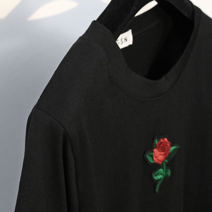 レディース　トップス　Tシャツ　半袖　フリンジ　綿　コットン　シンプル　ワンポイント　花柄　バラ　カジュアル　大人可愛い　フェミニン　デート　お出かけ　普段着　ブラック　ホワイト　ピンク　ブルー　イエロー　送料無料