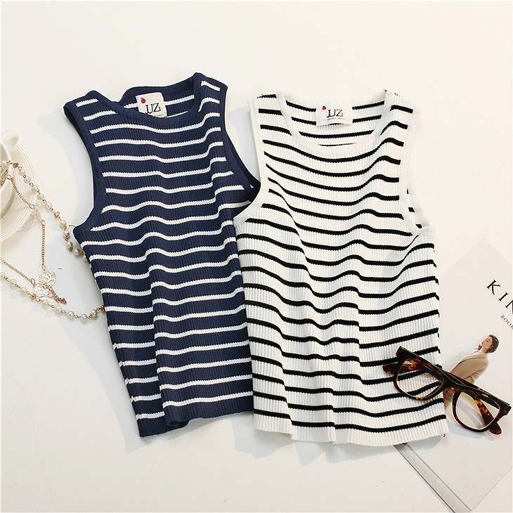 レディース　トップス　Tシャツ　無地　カットソー　ラウンドネック　ドルマン　半袖　綿　コットン　シンプル　アシンメトリー　ゆったり　大きいサイズ　エレガント　セクシー　カジュアル　大人可愛い　フェミニン　おしゃれ　通勤　デート　お出かけ　普段着　送料無料