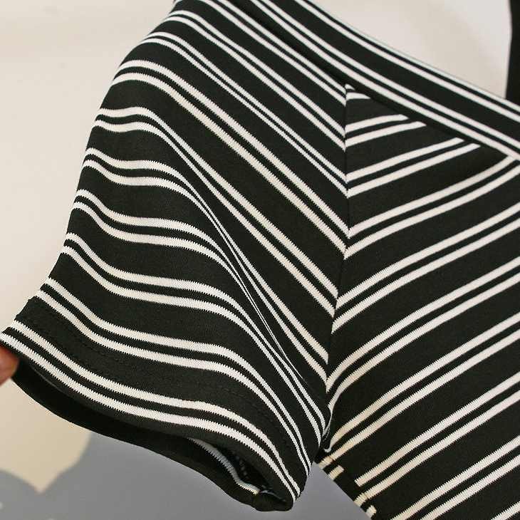 レディース　トップス　Tシャツ　ボーダー　Ｖネック　半袖　ストライプ　綿　スリム　フィット　カジュアル　大人可愛い　フェミニン　デート　お出かけ　普段着　ホワイト　ブラック　ピンク　送料無料