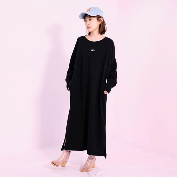 ンドネーム 長袖 ブラック 黒 コットン Tシャツ 21春夏新作 Off エレファントsports Paypayモール店 通販 Paypayモール ワンピース ニューエラ New Era レディース ロンt Ai Takahashi 高橋愛 Tシャツ ニューエラ