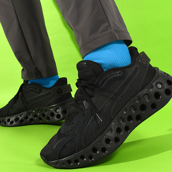 世界の PUMA ソールで魅せる プーマ メンズ 厚底 スニーカー ヒール高 靴