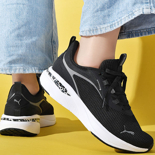 ヒョウ柄 プーマ レディース スニーカー 履き心地抜群 ふわふわインソール PUMA SOFTRIDE チャーム アニマル ウィメンズ レオパード 2026春夏新作 312967 | PUMA | 01