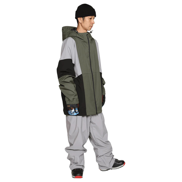 SCAPE スノーボード　パンツ 今シーズン中に売りたいため8000円値下げ SCAPE（エスケープ） 35%off ラス1 Lサイズ のみ スノーボードウェア