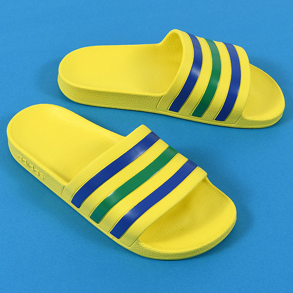 adidas（アディダス） 2026春夏新色 国旗カラー サンダル メンズ