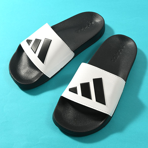 adidas（アディダス） 2026春夏新色 履き心地抜群 クラウドフォーム