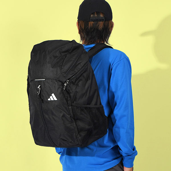 adidas（アディダス） 43%off サッカーボール収納可能 32L リュック