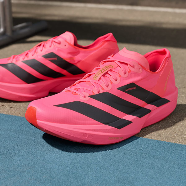 adidas（アディダス） 2026秋冬新色 メンズ 厚底 ランニングシューズ