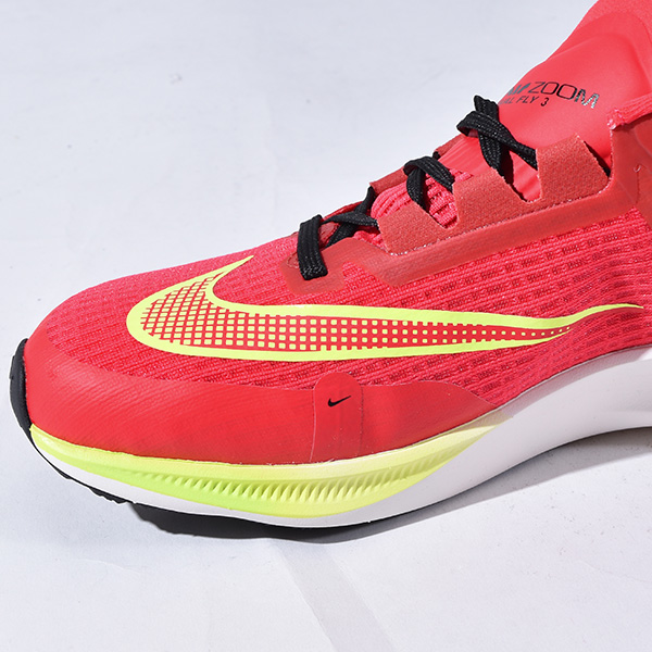 NIKE 現品限り ナイキ ランニングシューズ メンズ レディース