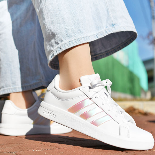 新品未使用 アディダス スニーカー レディース adidas 24cm ホワイト adidas（アディダス） レディース スニーカー adidas GRAND COURT 3.0