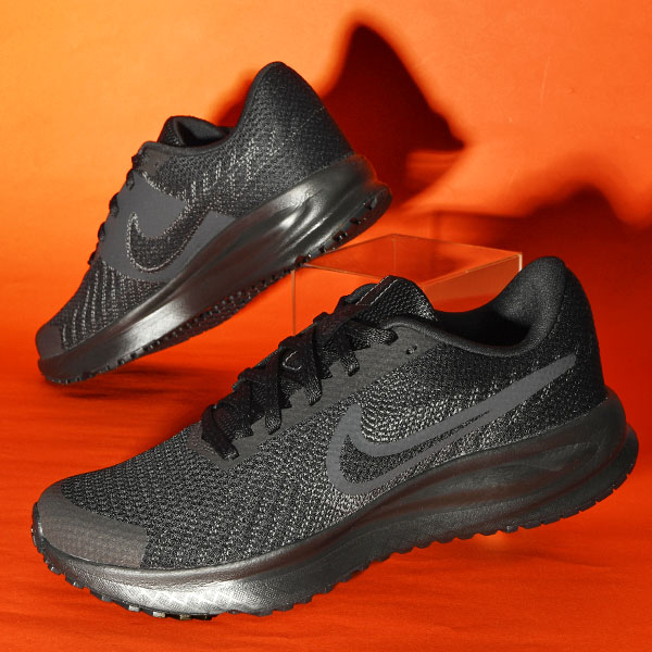 NIKE（ナイキ） 送料無料 ランニングシューズ レディース メンズ ラン