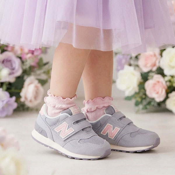 New Balance 313ピンク✖️シルバー スニーカー　19センチ New Balance（ニューバランス） 2026秋冬新作 キッズ スニーカー new