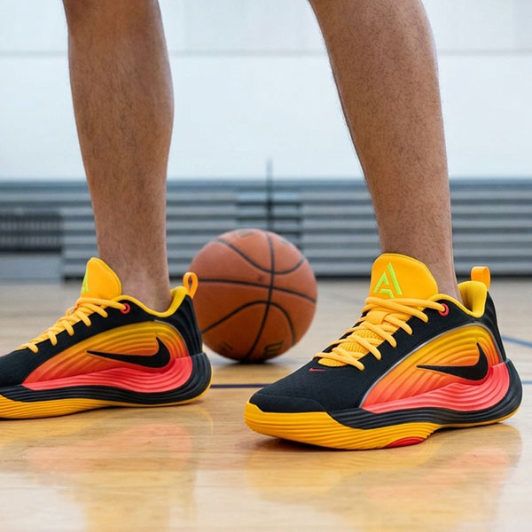 Nike バスケットボールシューズ 黒/オレンジ NIKE（ナイキ） 2026秋新作 バスケットボールシューズ メンズ ヤニス