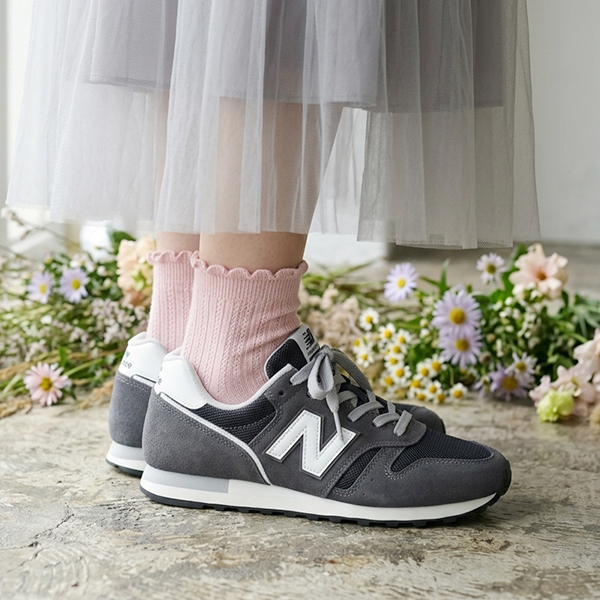 爆買 2026秋冬新色 当店NB売れ筋 NO,1 ニューバランス レディース スニーカー new balance  U373 W373 M373 ローカット シューズ 靴 ホワイト ブラック | New Balance | 03