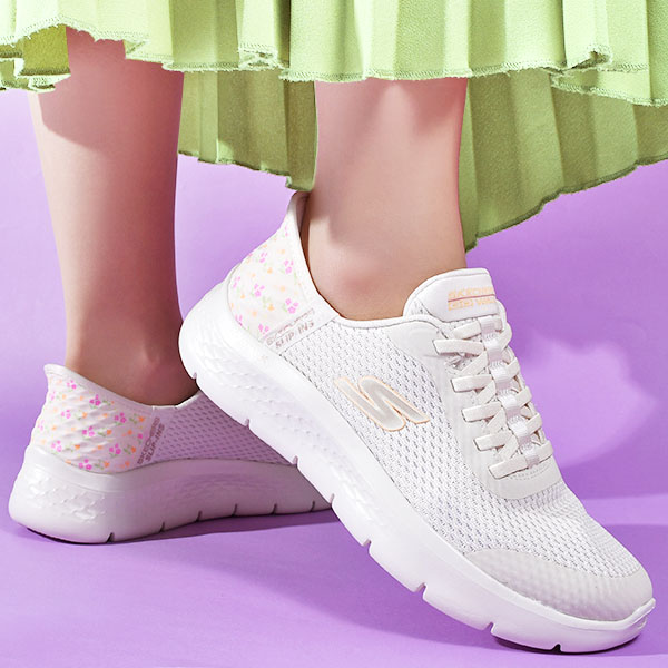 SKECHERS（スケッチャーズ） 限定店舗品 花柄 手を使わずにスッと