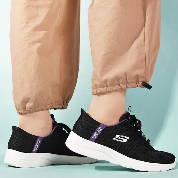 SKECHERS 25%off 手を使わずにスッと履ける スケッチャーズ