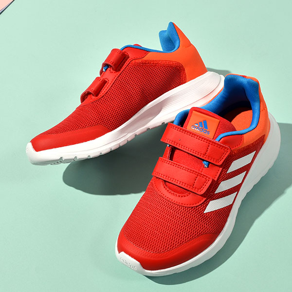 アディダス キッズ スニーカー adidas TENSAUR RUN CF K ジュニア 子供 子供靴 紐靴 ベルクロ 運動靴 シューズ 靴  3本ライン 2022秋新色 GW0393 GZ6691 GZ3434 :tensaur-run-cf-k:エレファントSPORTS - 通販 -  Yahoo!ショッピング