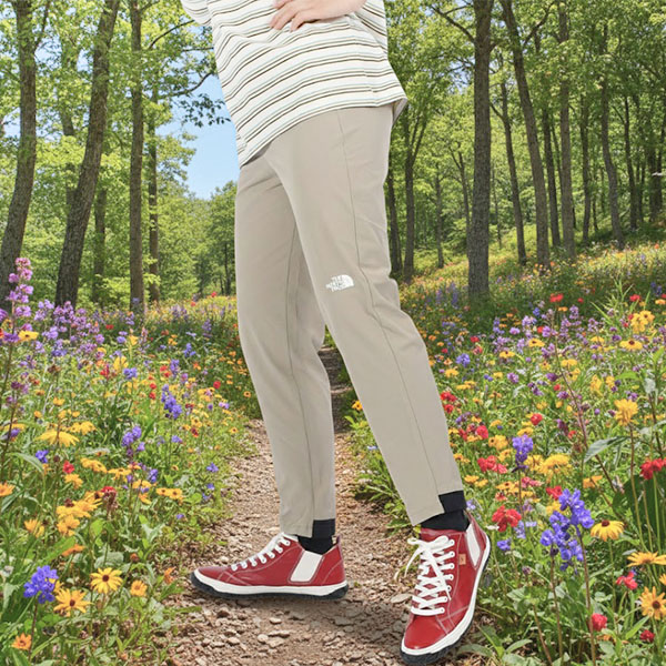 ネコポス発送！  2026春夏新色 ノースフェイス ナイロン パンツ レディース 撥水 ストレッチ テーパード THE NORTH FACE フレキシブル ロング パンツ NBW12582の画像