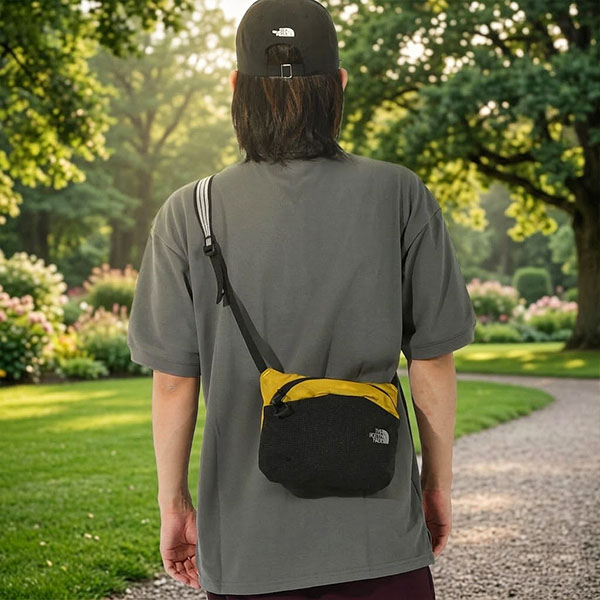 締切まであと3分。　6月11日、本日21時までの出品になります。the north face　ショルダーバッグ THE NORTH FACE（ザ ノースフェイス） ネコポス発送！送料無料 2026春