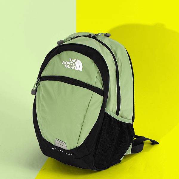 ノースフェイス 子供 リュックサック キッズ THE NORTH FACE スモールデイ デイパック 15L レディース ジュニア バッグ  NMJ72360 2024秋冬新色 : tnf-ks-ba : エレファントSPORTS - 通販 - Yahoo!ショッピング