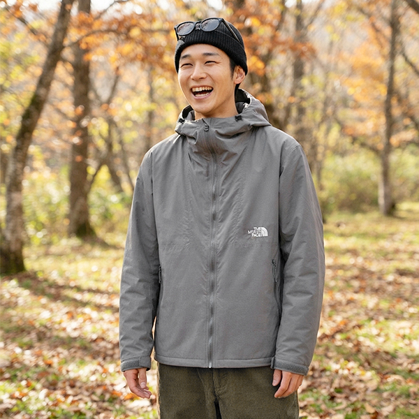 THE NORTH FACE レディースマウンテンパーカー（色：カーキ系