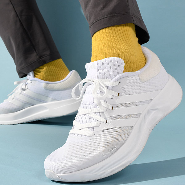 [アディダス] トレッドムーブ [TREADMOVE] フットウェアホワイト HQ9352 adidas（アディダス） メンズ ランニングシューズ adidas TREADMOVE