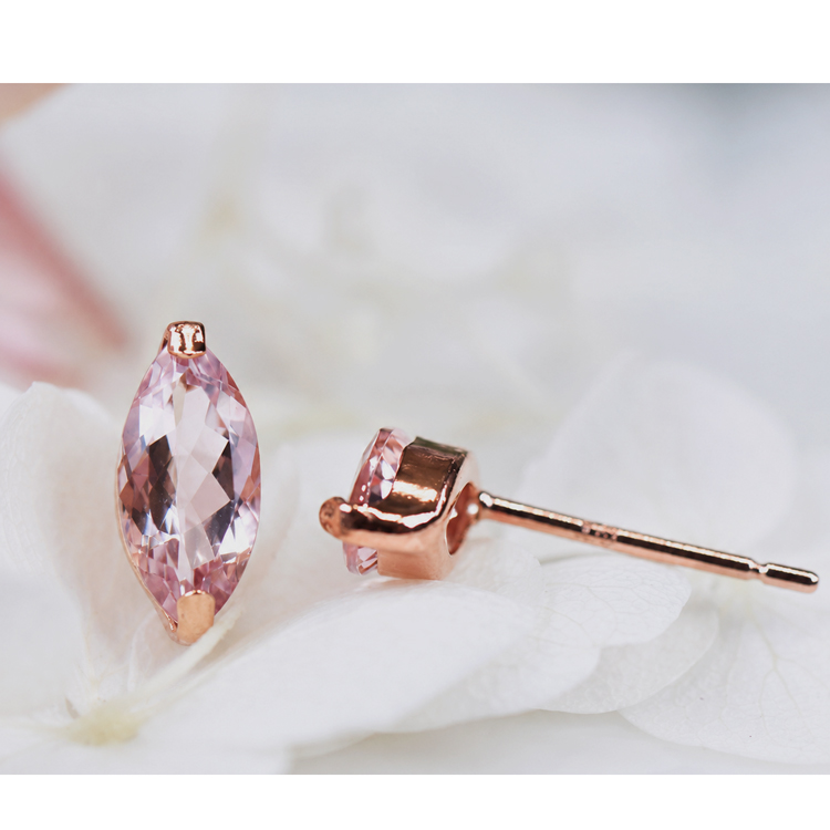 K18PG ピアス モルガナイト 0.8ct 一粒 18金 ピンクゴールド 小さめ 天然 華奢 小粒 レディース 金属アレルギー対応 シンプル 上品 誕生日 プレゼント ギフト mcの画像