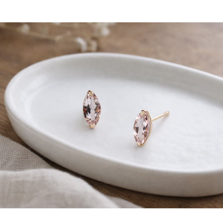 K18PG ピアス モルガナイト 0.8ct 一粒 18金 ピンクゴールド 小さめ 天然 華奢 小粒 レディース 金属アレルギー対応 シンプル 上品 誕生日 プレゼント ギフト mcの画像