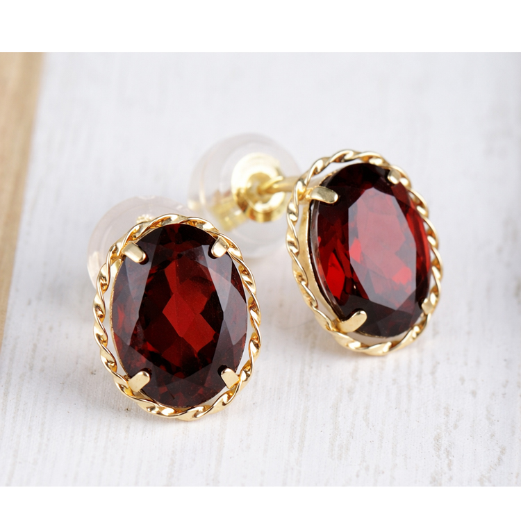 K18YG ガーネット 2.6ct ピアス 上品 シンプル レディース 一粒ピアス アクセサリー 天然石 大人 女性 イエローゴールド お祝い 18k 誕生日プレゼント tlの画像