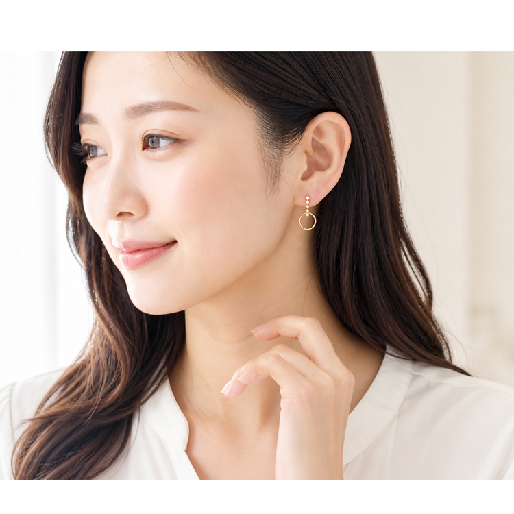 K18YG ピアス ダイヤモンド 0.1ct 18金 イエローゴールド スタッドピアス 天然石 レディース ギフト 誕生日 記念日 プレゼント ダイアモンド メレダイヤ お祝いの画像