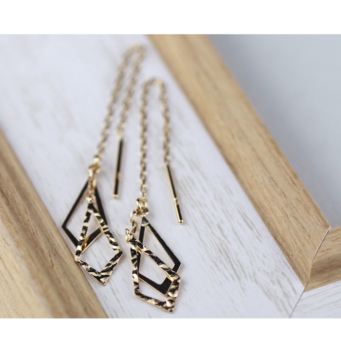 K18 ピアス アメリカンピアス オシャレ ゆれる 華やか かわいい 大人 レディース ジュエリー 18金 ゴールド スキン 繊細 華奢 上品 デザイン 誕生日プレゼント K18 ピアス アメリカンピアス オシャレ ゆれる 華やか かわいい 大人 レディース ジュエリー 18金 ゴールド スキン 繊細 華奢 上品 デザイン 誕生日プレゼント