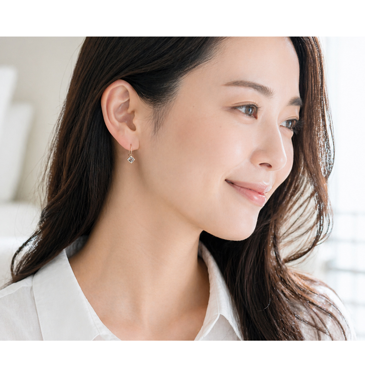 K18YG ピアス アクアマリン 一粒 フックピアス ジプシーピアス 天然石 18金 イエローゴールド 小さめ 華奢 レディース 誕生日 プレゼント ギフト 記念日 18k dfの画像