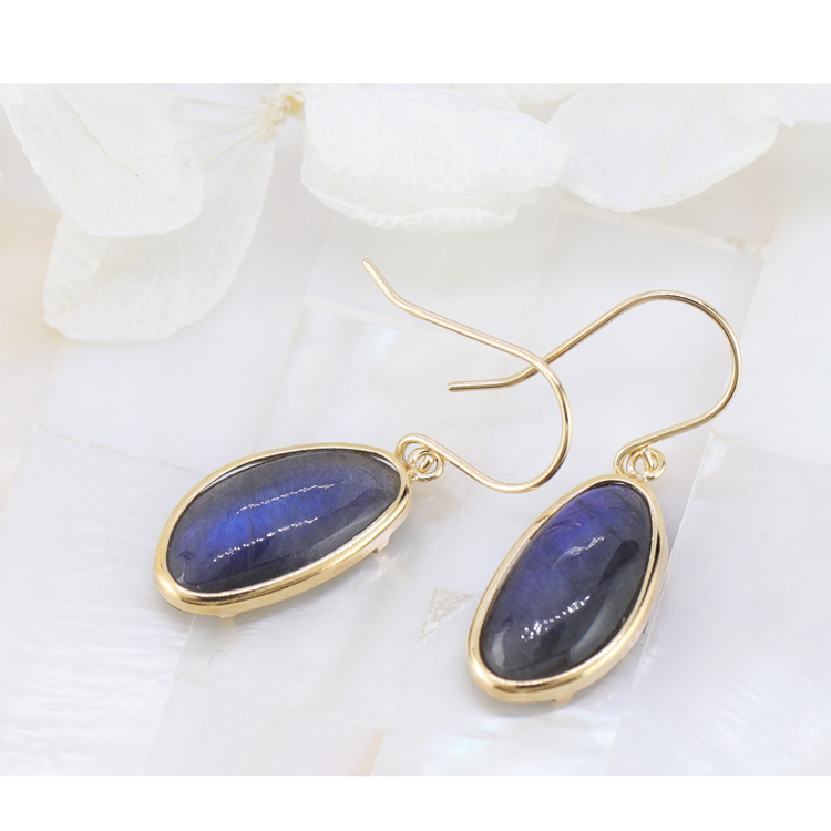 18金 ピアス ラブラドライト K18 天然 フックピアス 金属アレルギー対応 アクセサリー レディース 青 イエローゴールド 日本製 品質保証書 ひと粒 18k ygの画像