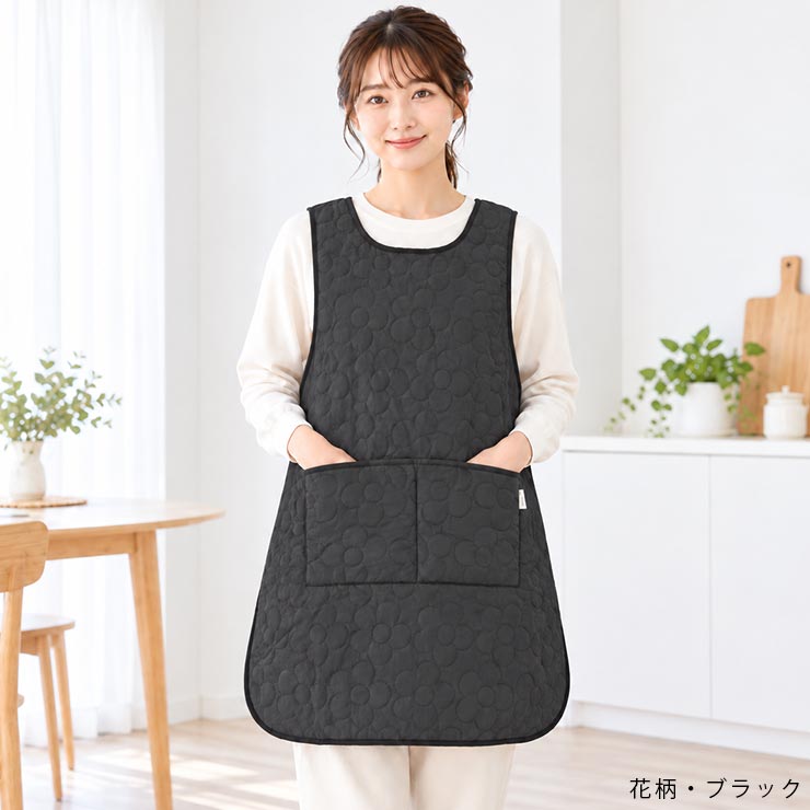 はっ水キルト＆裏ボア ノースリーブエプロン ベージュ着用イメージ