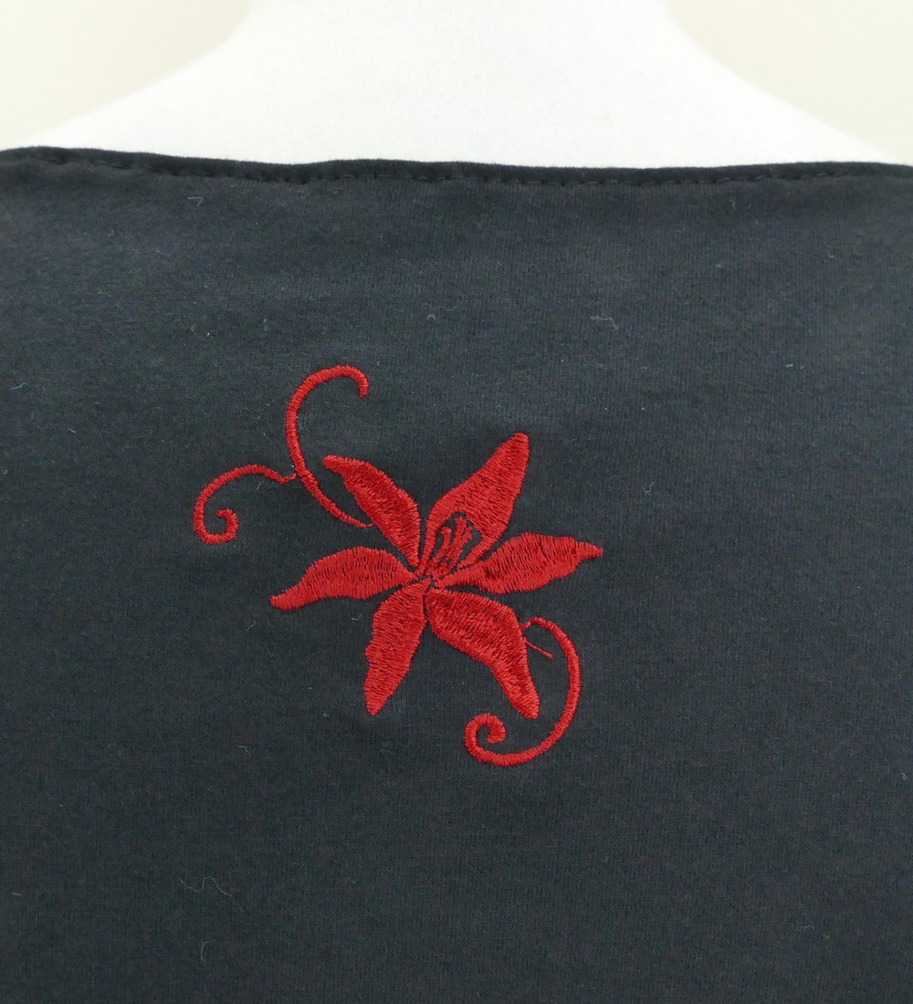 Ｔシャツ正面アップ