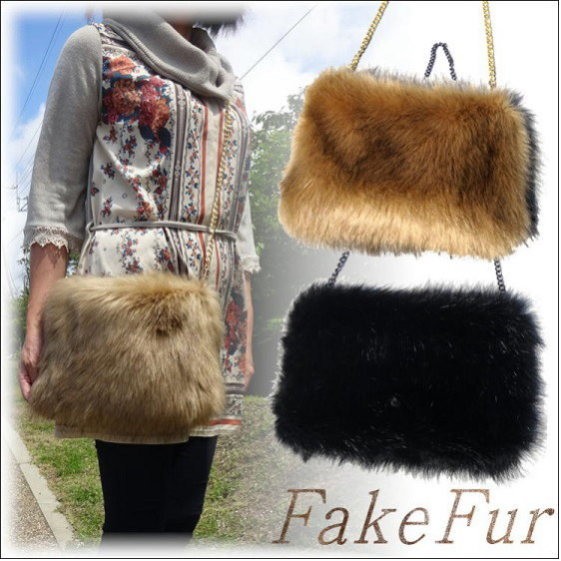 いいもの見つけた！ふわふわのフェイクファーショルダーバッグ!